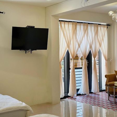 Kaohsiung Raifong Corner Homestay Εξωτερικό φωτογραφία